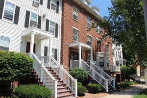 featured image of 1040 Spring St