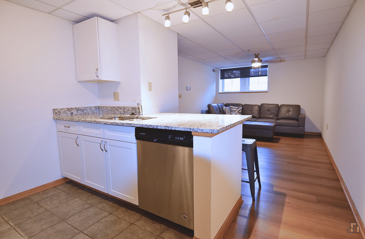 1040 Spring St. - Photo 3 of 13