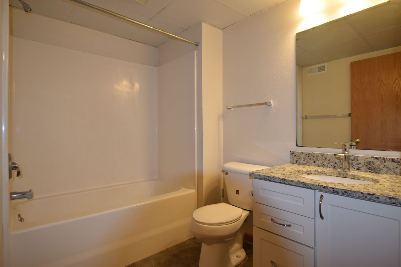 1040 Spring St. - Photo 6 of 13