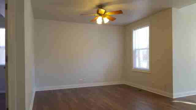 212 Highmoor Dr - Photo 3 of 8