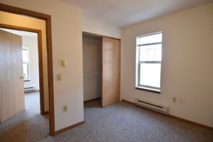 featured image of 210 Lakelawn Pl