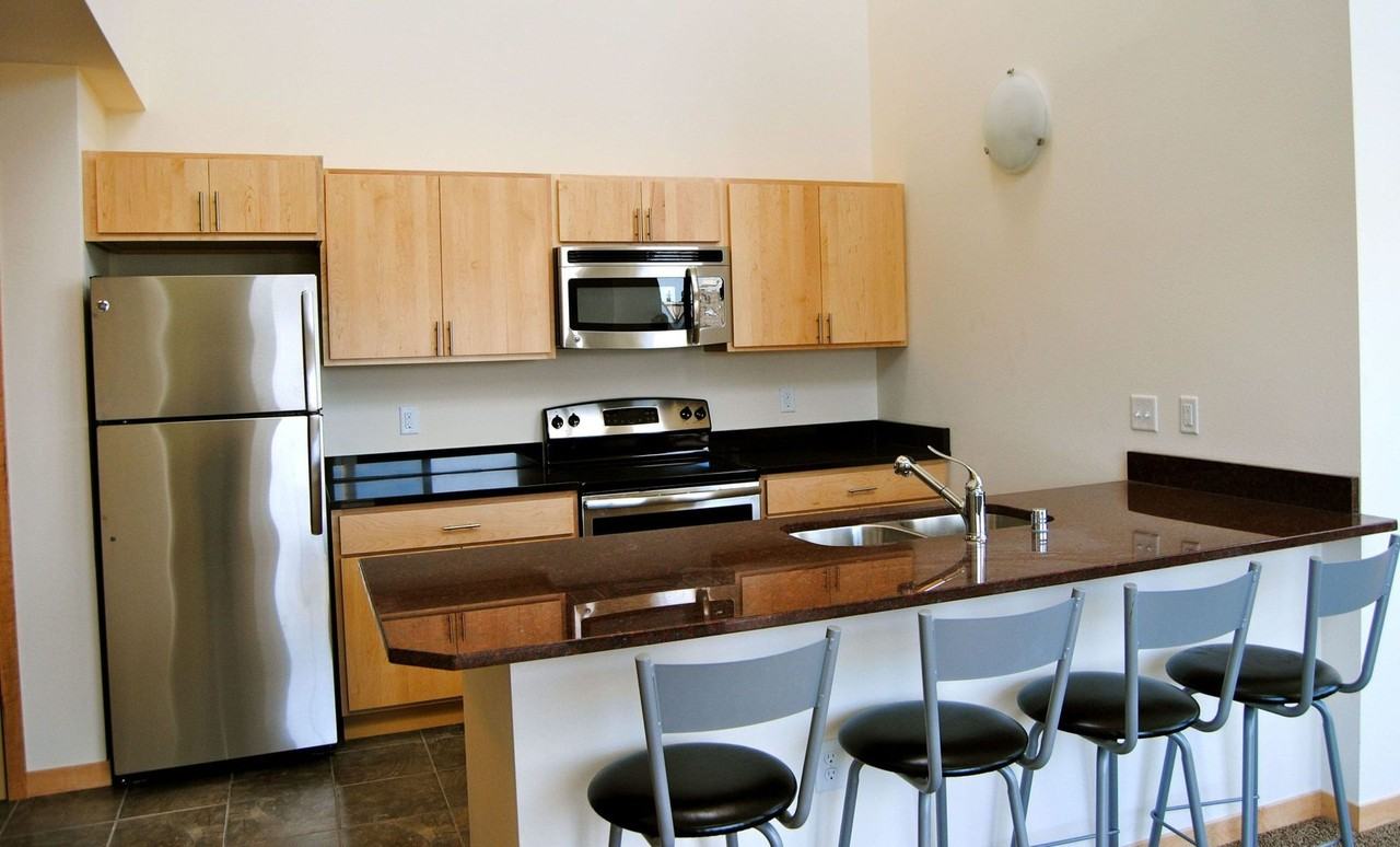 Brooks House - Photo 3 of 14