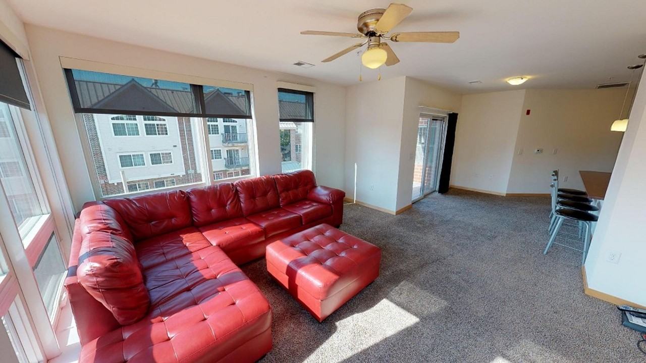 Brooks House - Photo 6 of 14