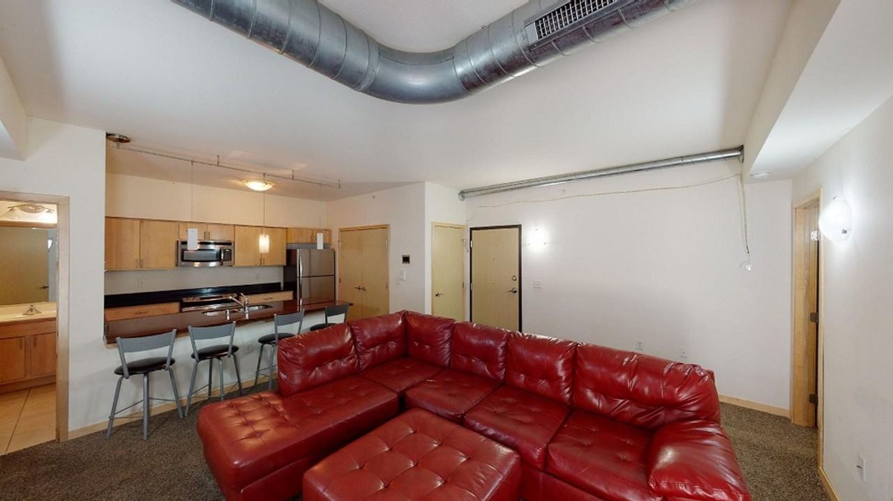 Brooks House - Photo 7 of 14