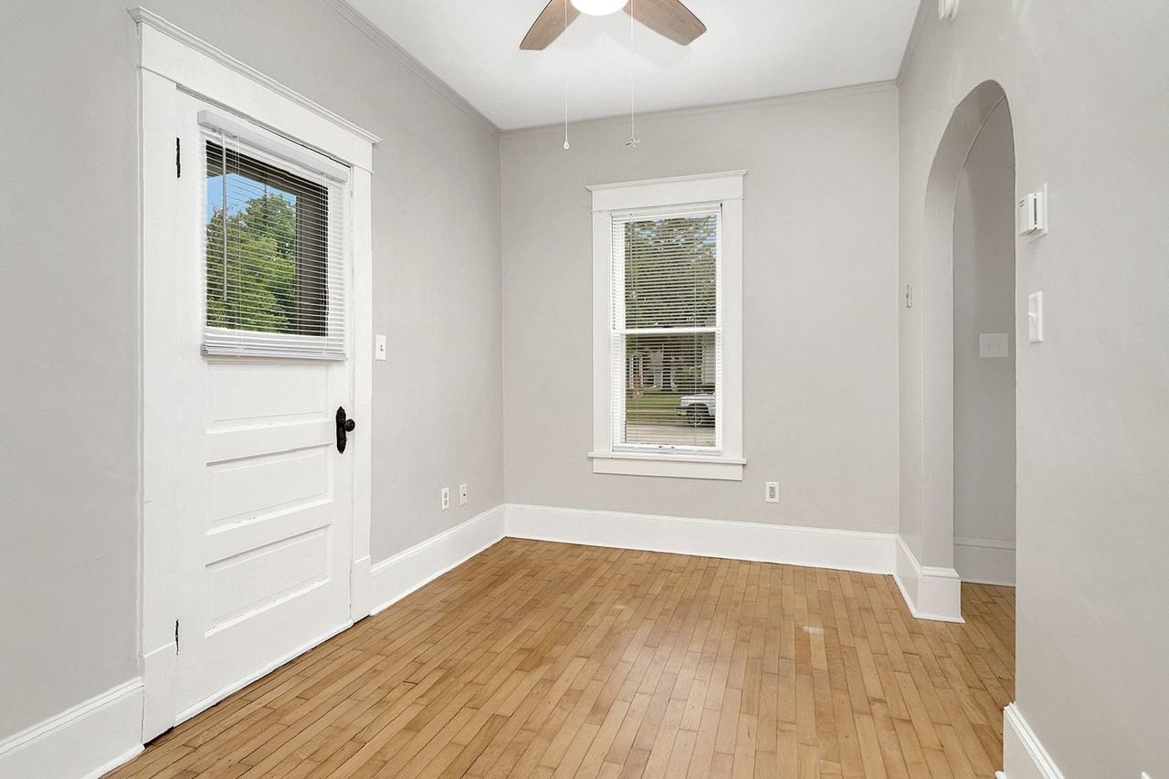 326 S Maple St - Photo 6 of 13