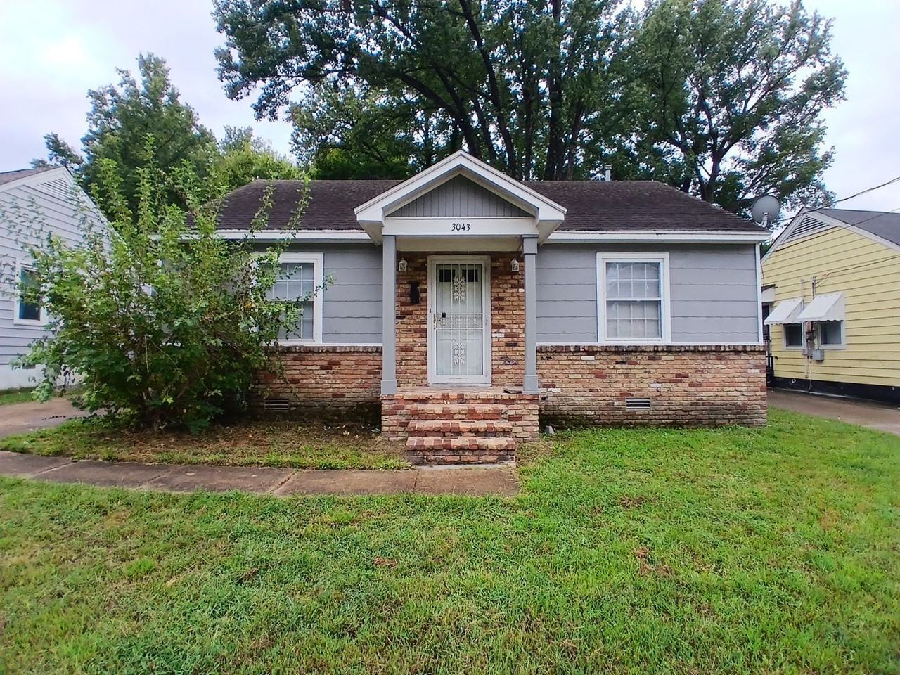 3043 Coleman Avenue - Photo 2 of 9