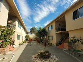 featured image of 1915 Murchison Dr