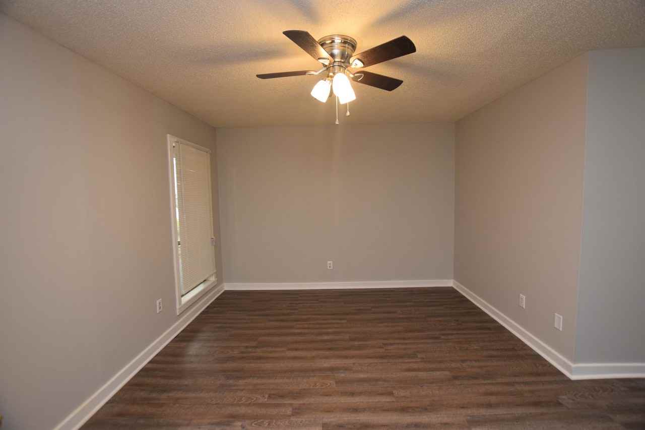 100 Mcarthur St #15 - Photo 2 of 6