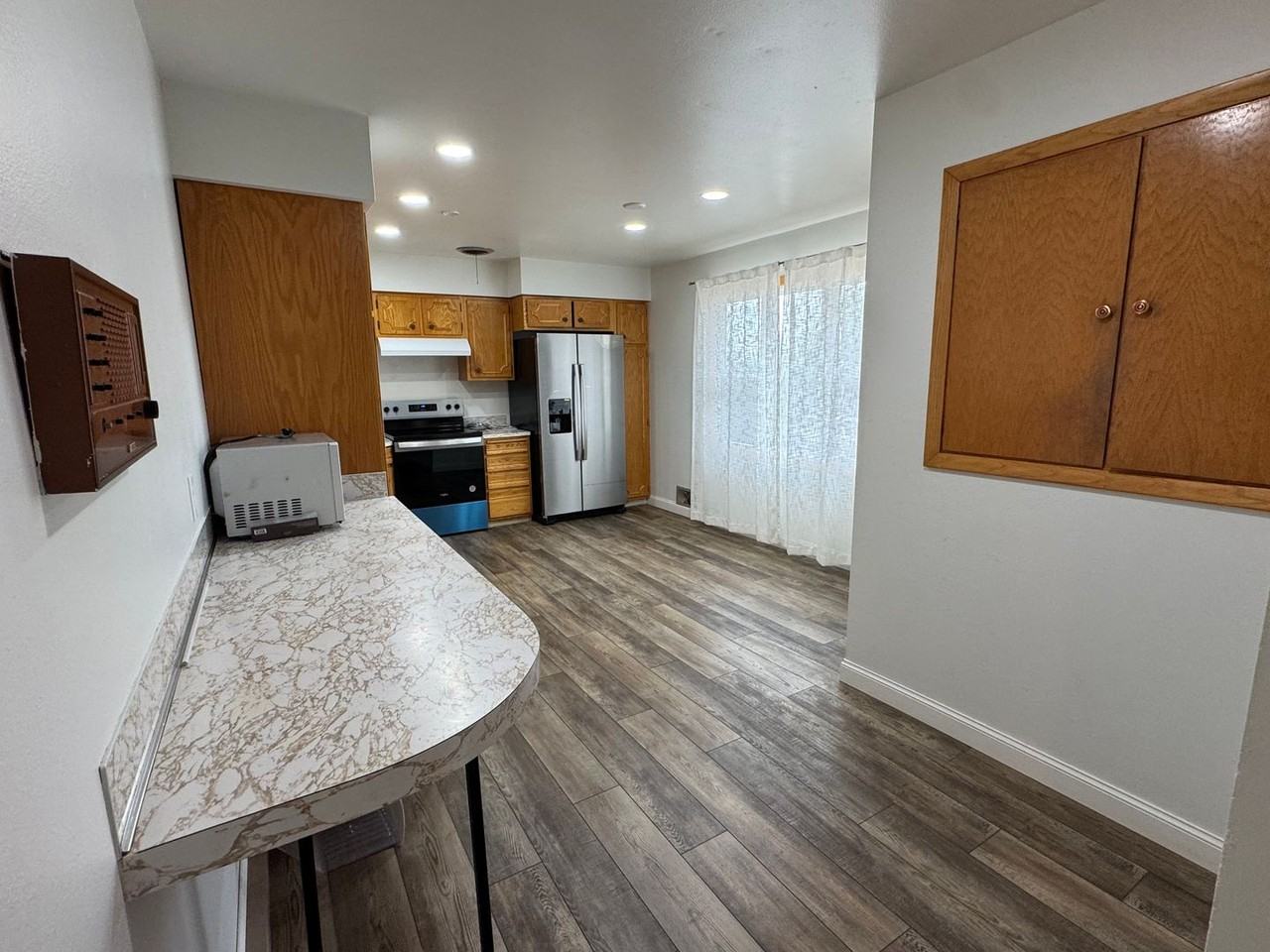 609 N 29th St - Photo 2 of 26