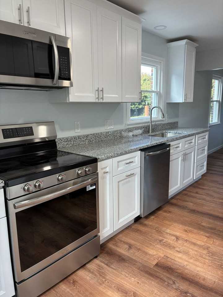 808 Martin Rd - Photo 5 of 47