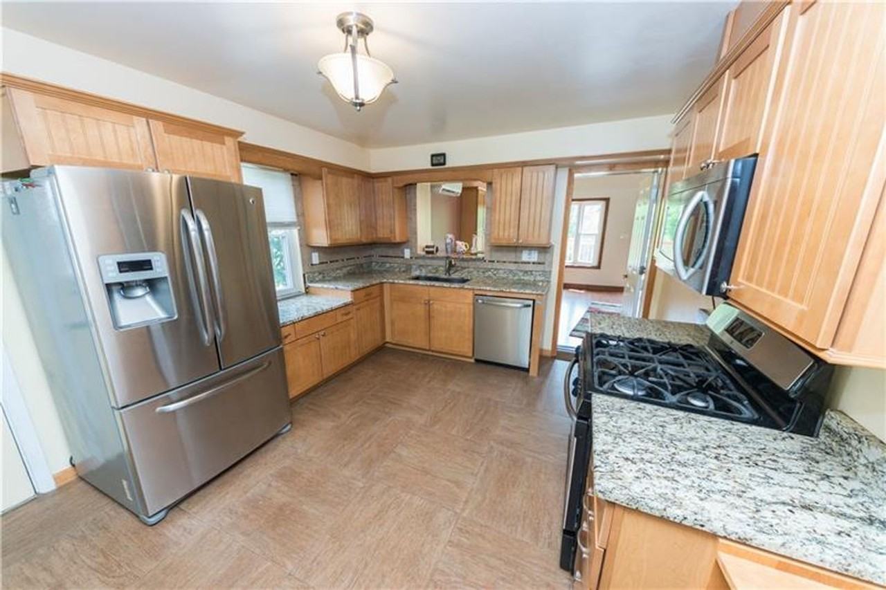 305 Western Ave - Photo 2 of 34