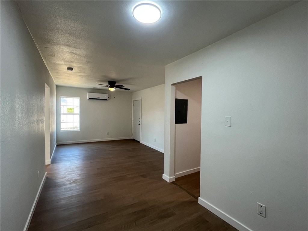 1507 10th St Unit 1 #1 - Photo 4 of 10