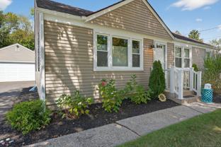 222 Robbins Ave - Photo 1 of 1