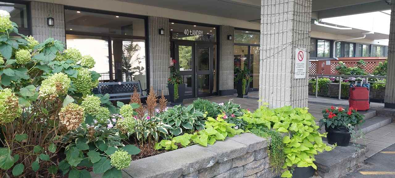 40 Landry Street #802