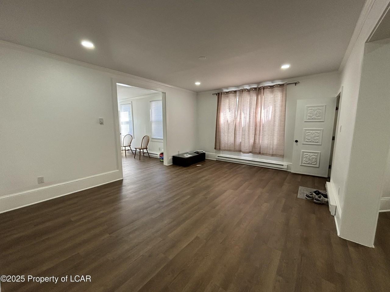 60 Moyallen St - Photo 3 of 14