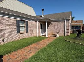 featured image of 2915 Canterbury Ct