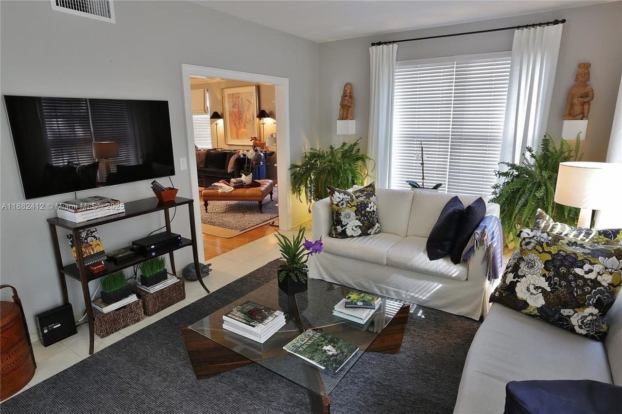 2828 Segovia St #1 - Photo 5 of 27