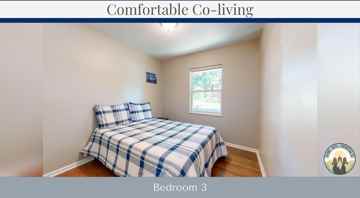 featured image of Granada Dr