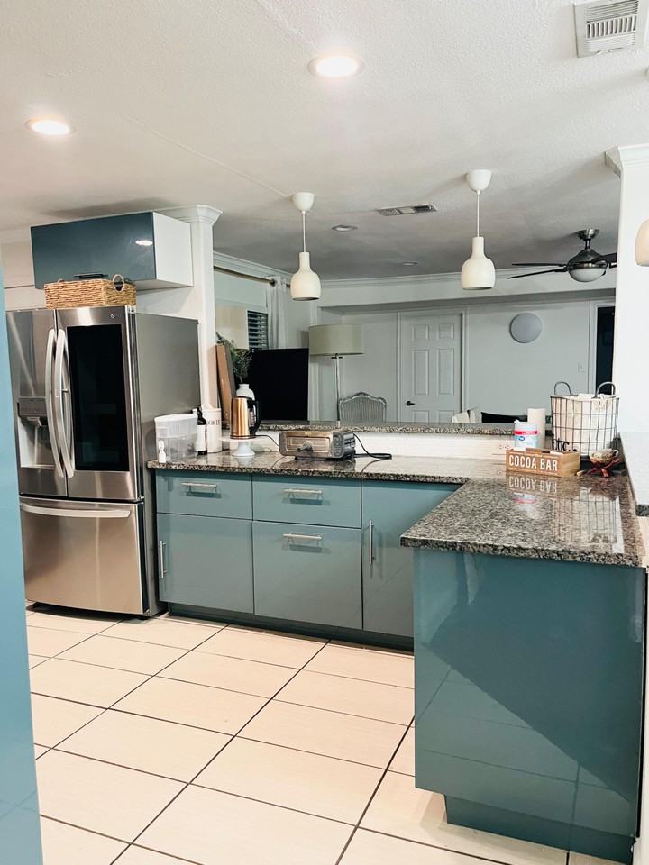 Briley Dr - Photo 4 of 17