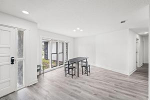 featured image of Fountain Gate Ln