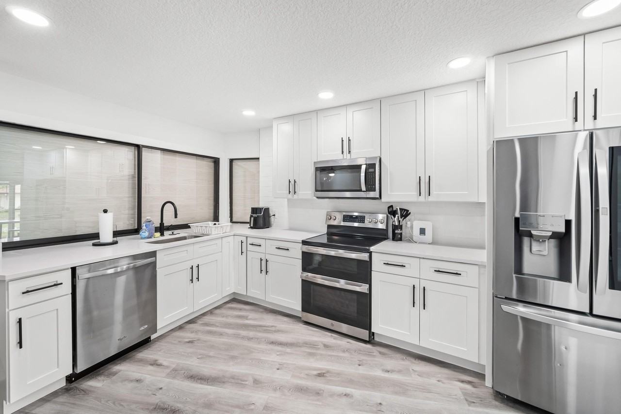 Fountain Gate Ln - Photo 6 of 20