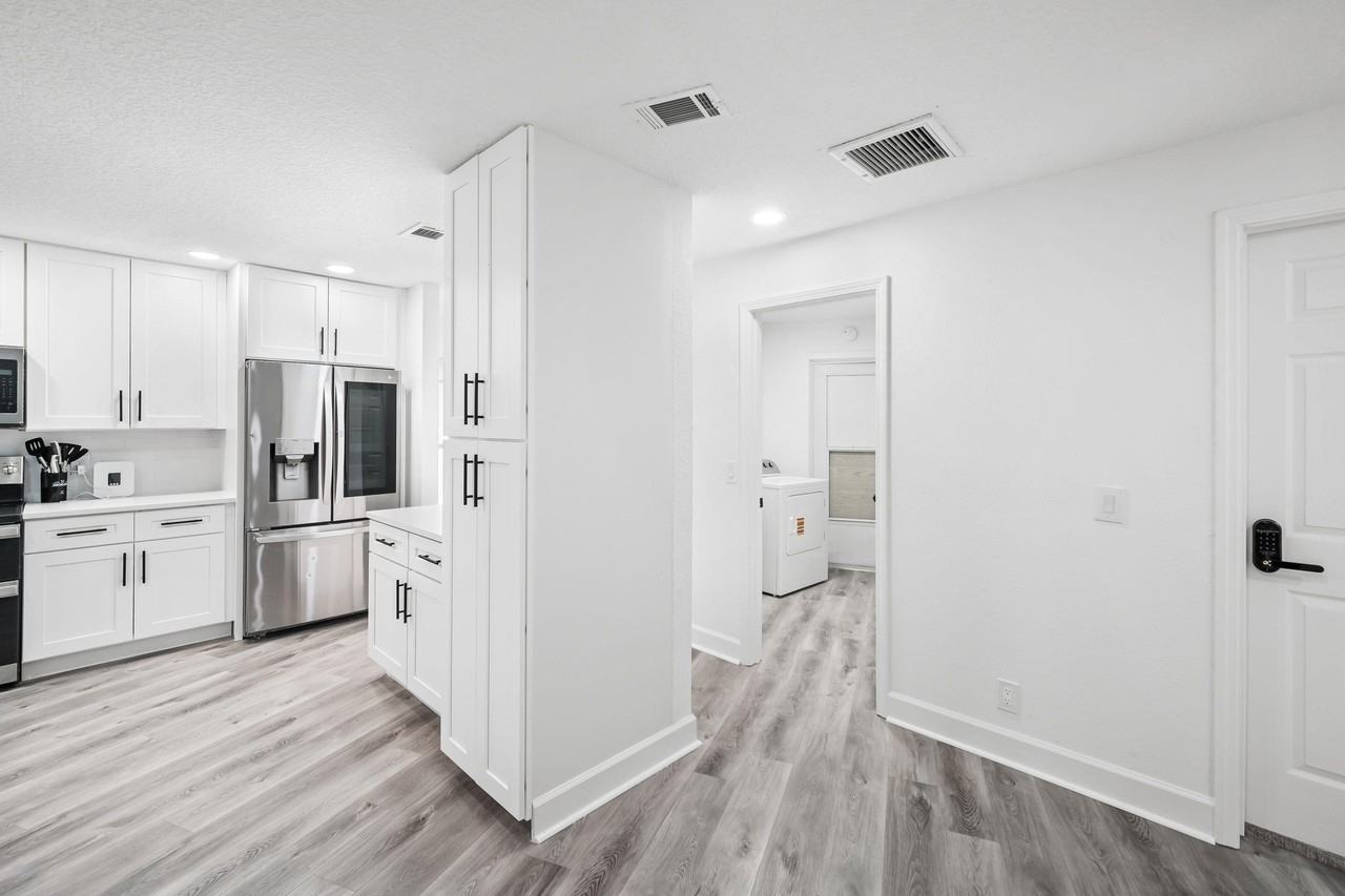 Fountain Gate Ln - Photo 7 of 20