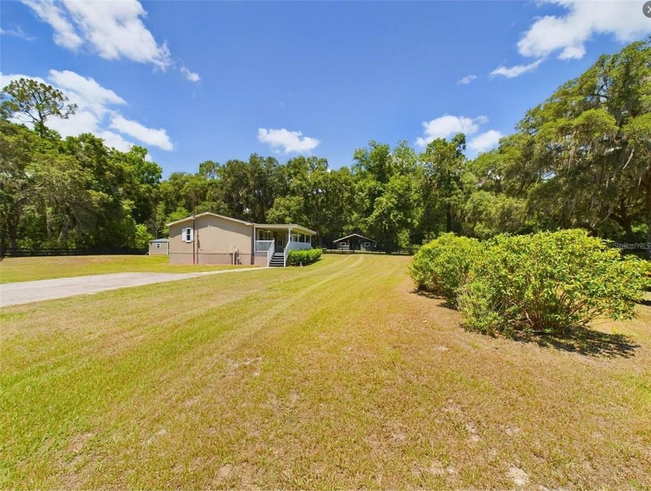 12250 Northwest 7th Place - Photo 2 of 23