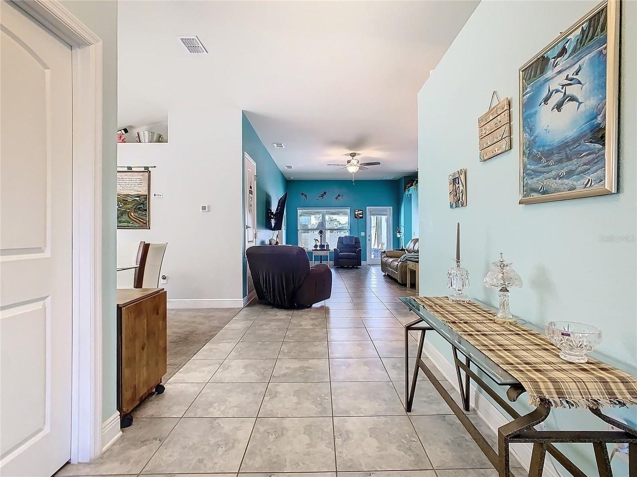 649 Meadow Pointe Drive - Photo 4 of 45