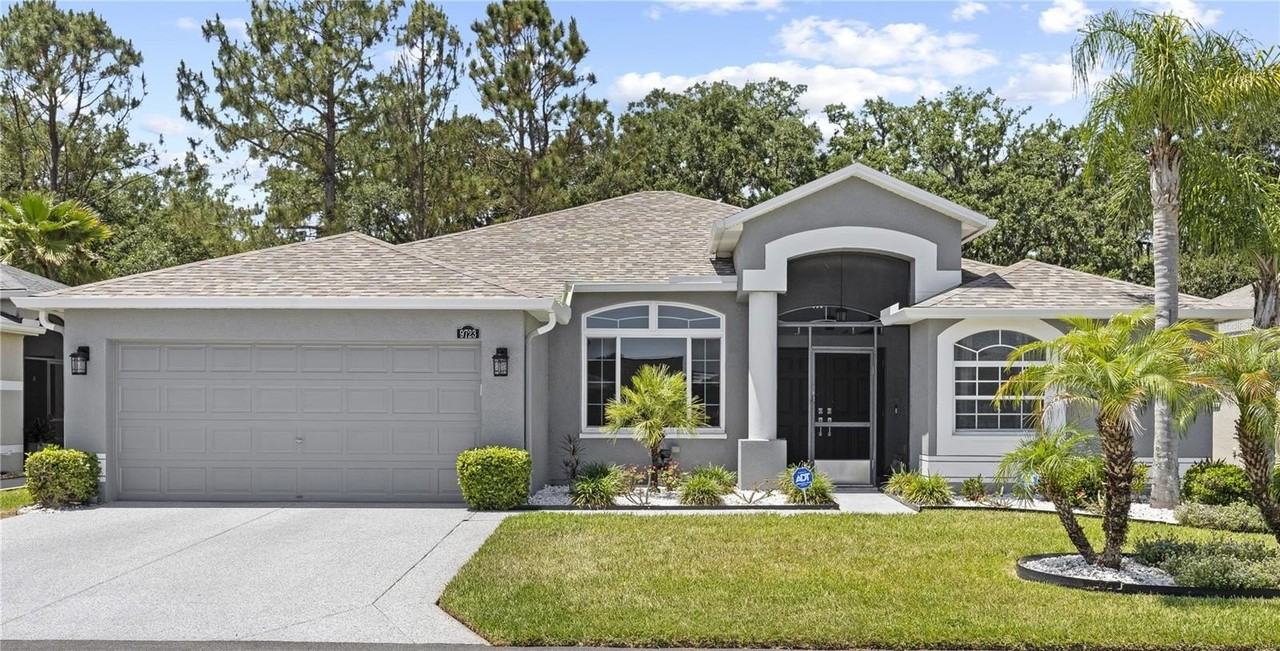 9723 Rolling Cir - Photo 6 of 50