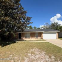 3671 Red Oak Cir W - Photo 1 of 1