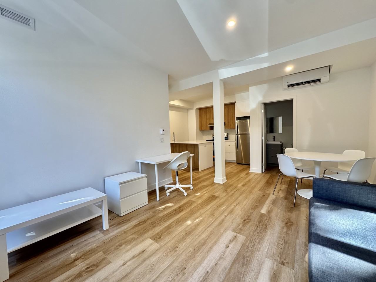 1221 Rue Marie-Anne - Photo 4 of 11