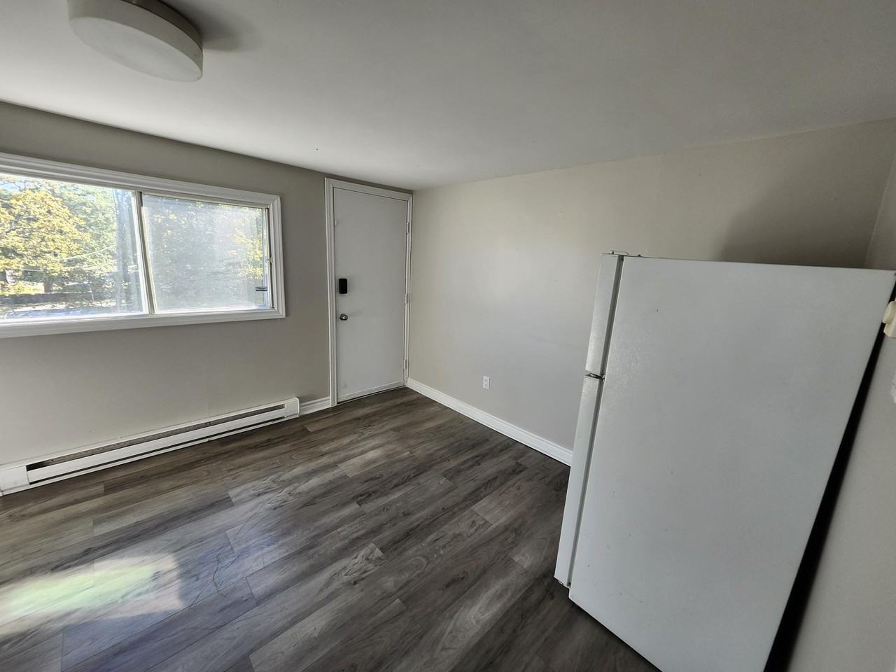 262 Main St #3 - Photo 4 of 10