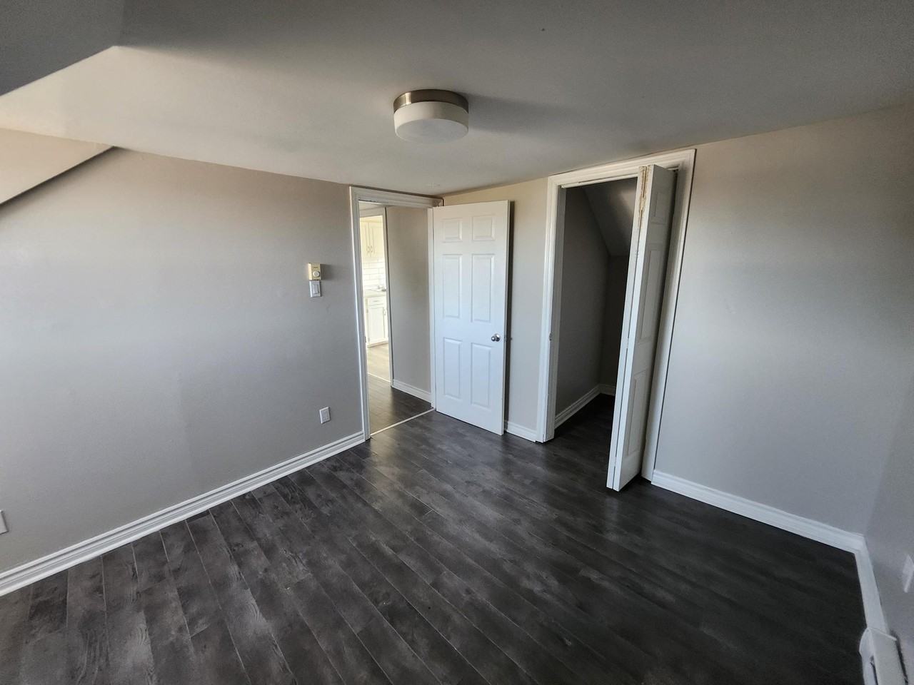 262 Main St #3 - Photo 6 of 10