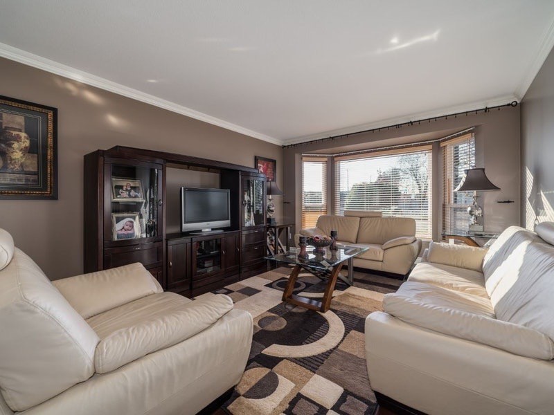 152b St & 96 Ave - Photo 4 of 10