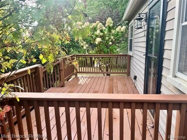 615 Leon Rd - Photo 6 of 21