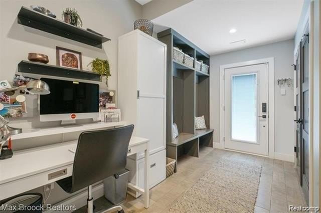 4227 W 14 Mile Rd - Photo 3 of 23