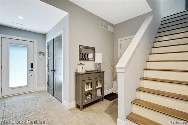 4227 W 14 Mile Rd - Photo 4 of 23