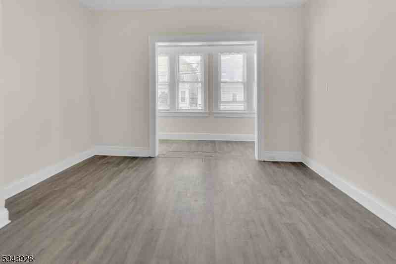 163 Livingston St Unit 1 - Photo 6 of 14