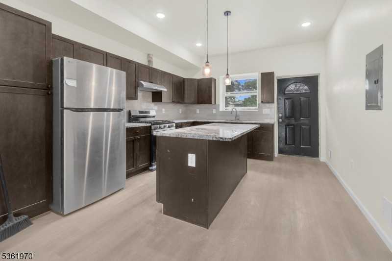 61 N 7th St Unit 1 - Photo 4 of 20