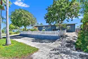 1032 W Jennings St - Photo 1 of 1