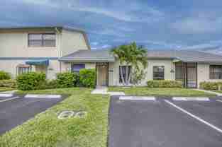 9109 Sw 21st St #E - Photo 1 of 1