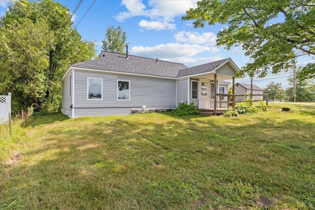 32 Goodell Ave - Photo 3 of 37