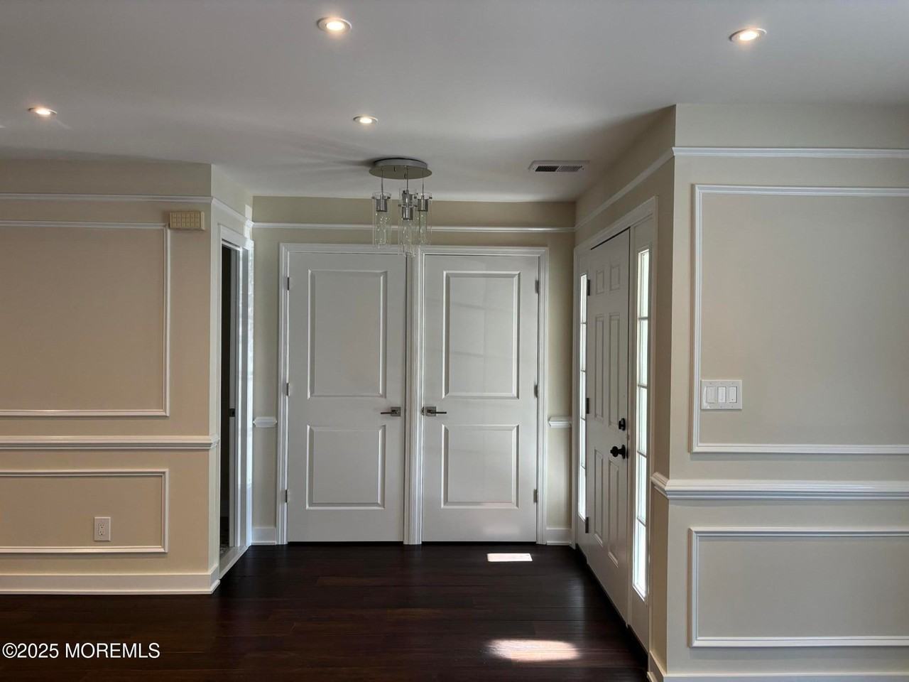 276 Sugar Maple Ct - Photo 5 of 34