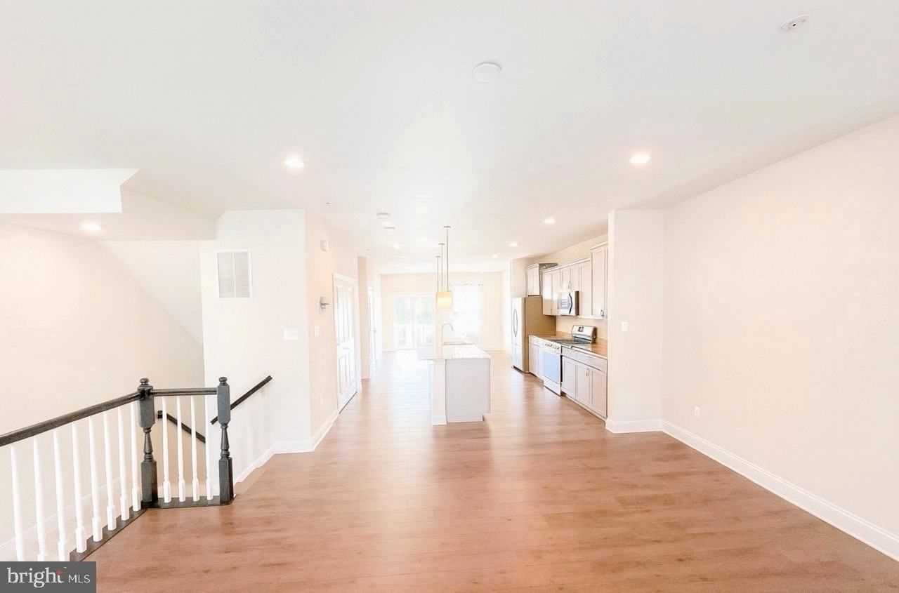 23788 Myrtle Glen Way - Photo 6 of 31