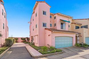 4297 Carpinteria Ave Apt 8 #8 - Photo 1 of 1