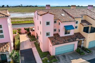 4297 Carpinteria Ave Apt 8 #8 - Photo 1 of 1