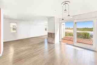 4297 Carpinteria Ave Apt 8 #8 - Photo 4 of 27