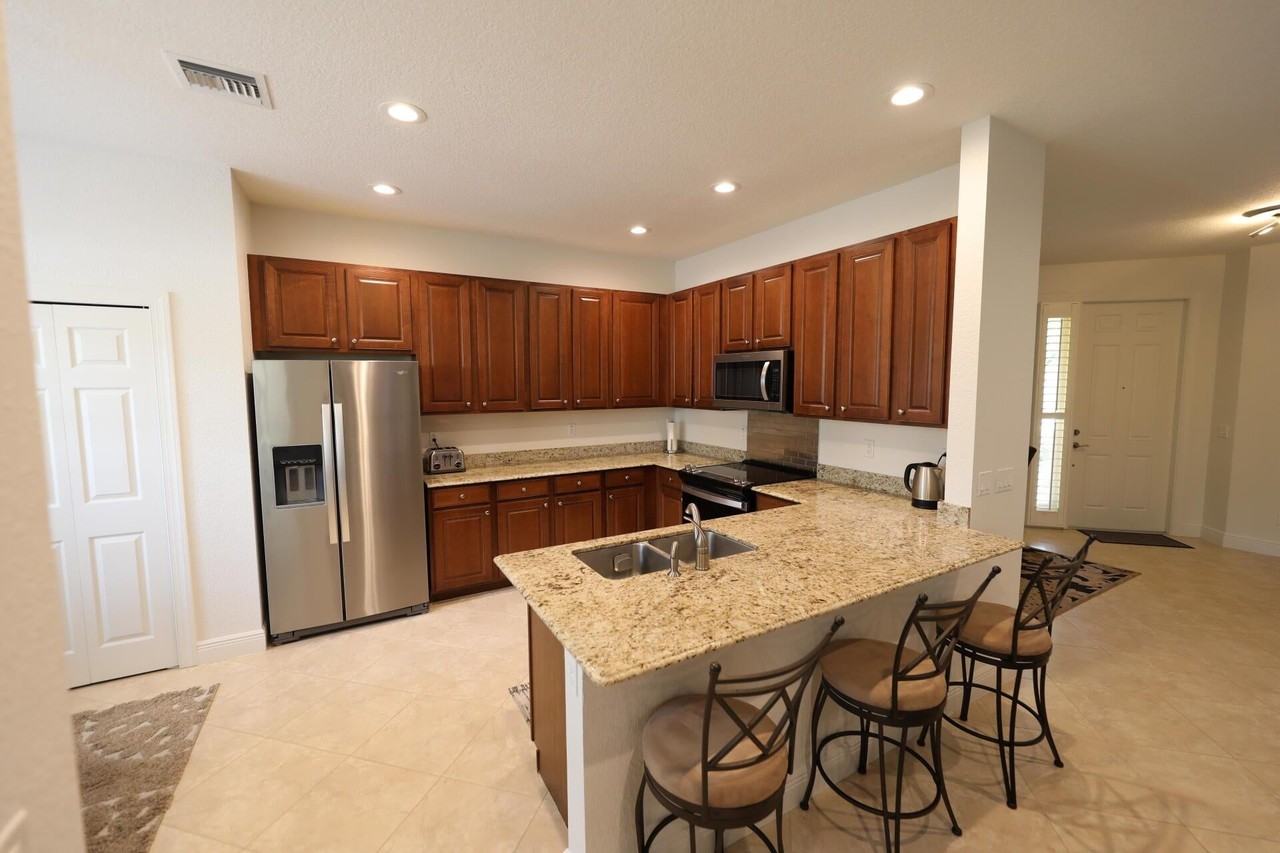 5027 Dulce Ct - Photo 6 of 35