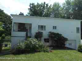 featured image of 622 N Main Ave