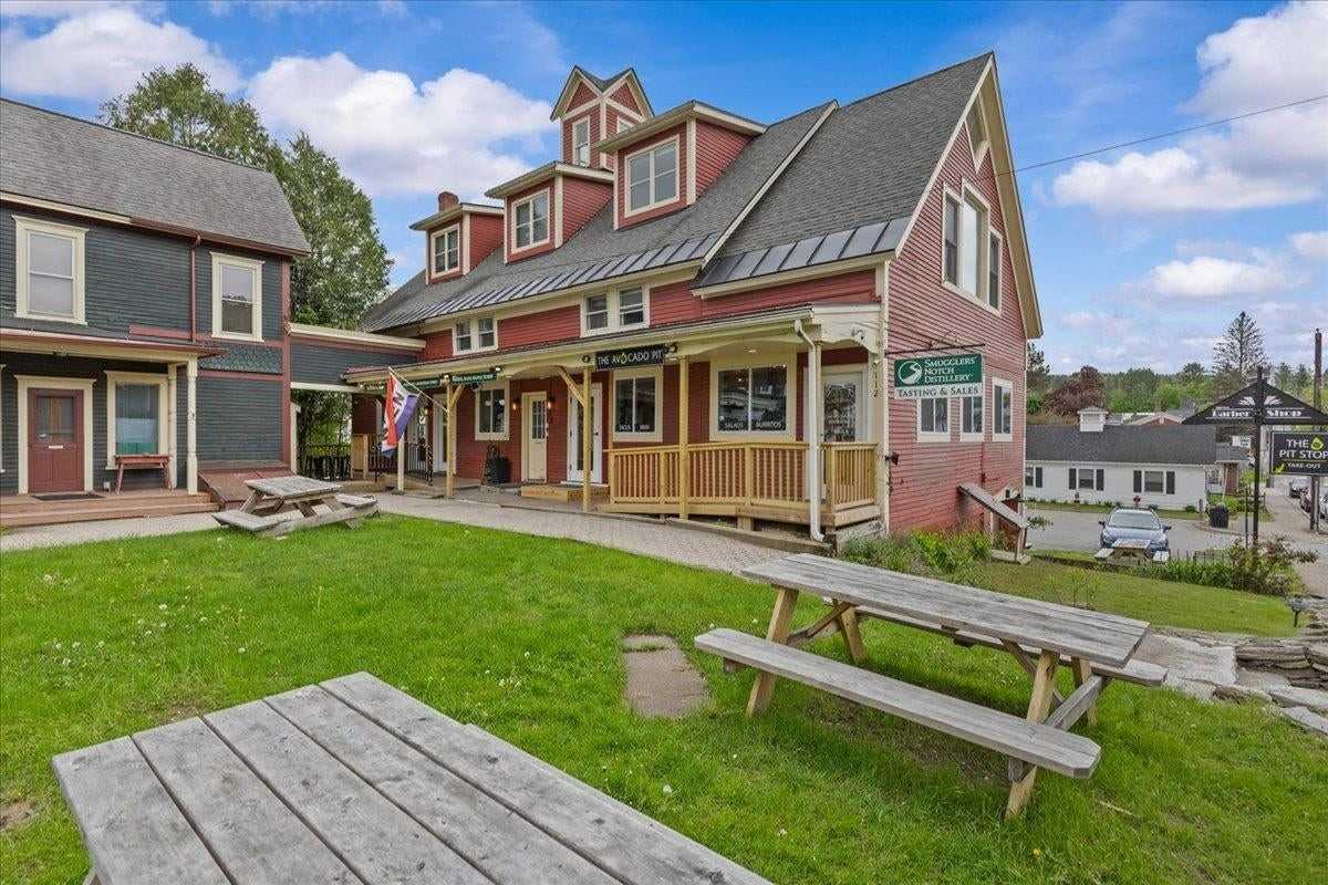 112 Main St - Photo 2 of 36